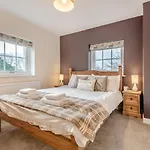 3 Bed In Workington Oc-92628 *